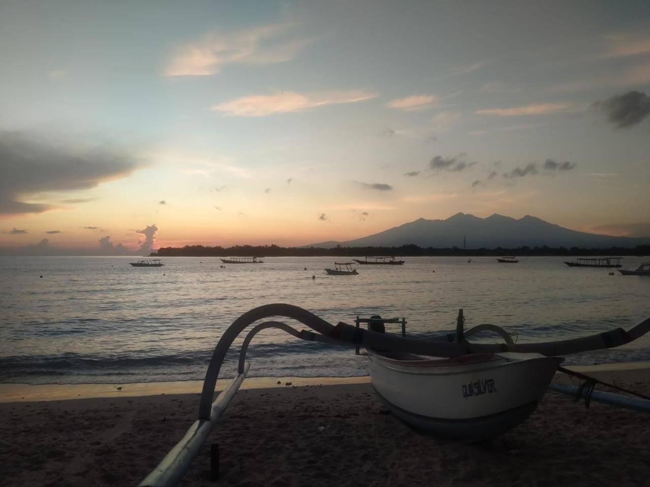 Villa The Huts à Gili Trawangan Extérieur photo